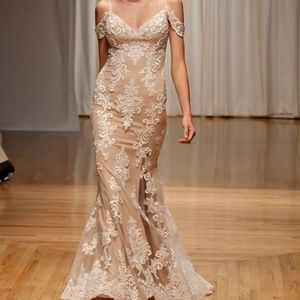 BRAND NEW WITH TAGS Casablanca wedding dress